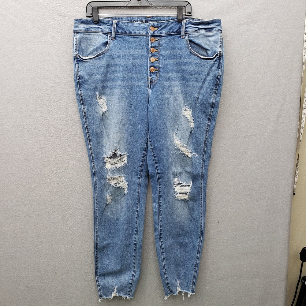 Maurices High Rise Distressed Ankle Jean Light Wash Button Fly Stretch Denim 18W